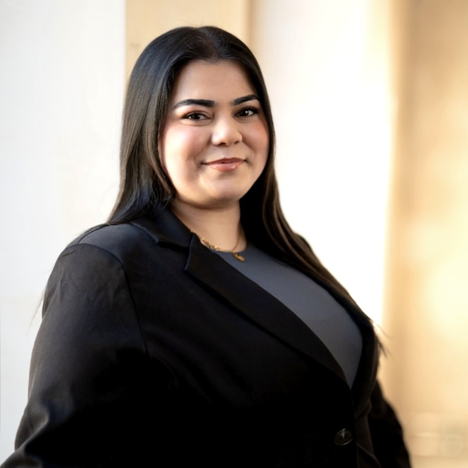 anacision_Gülhat Akkurt_Neu-1